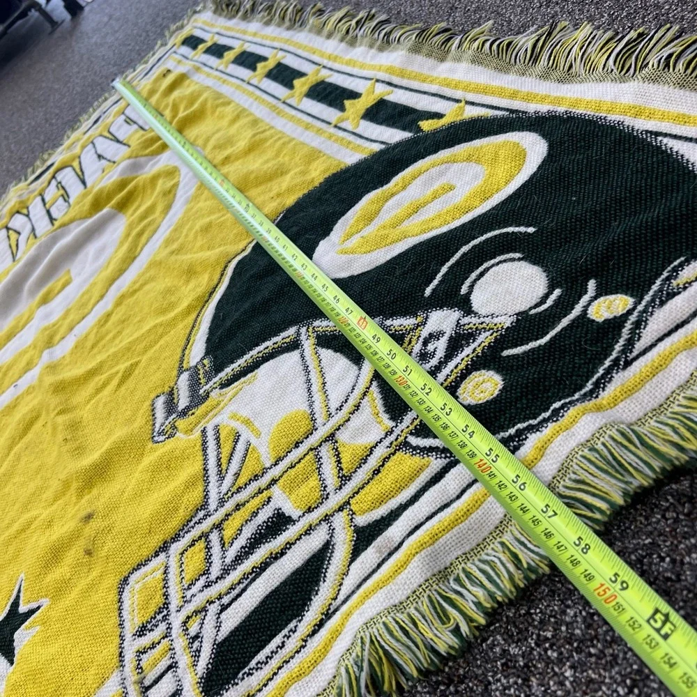 The Northwest Green Bay Packers Throw Blanket Unisex OS Green Yellow NFL Vintage